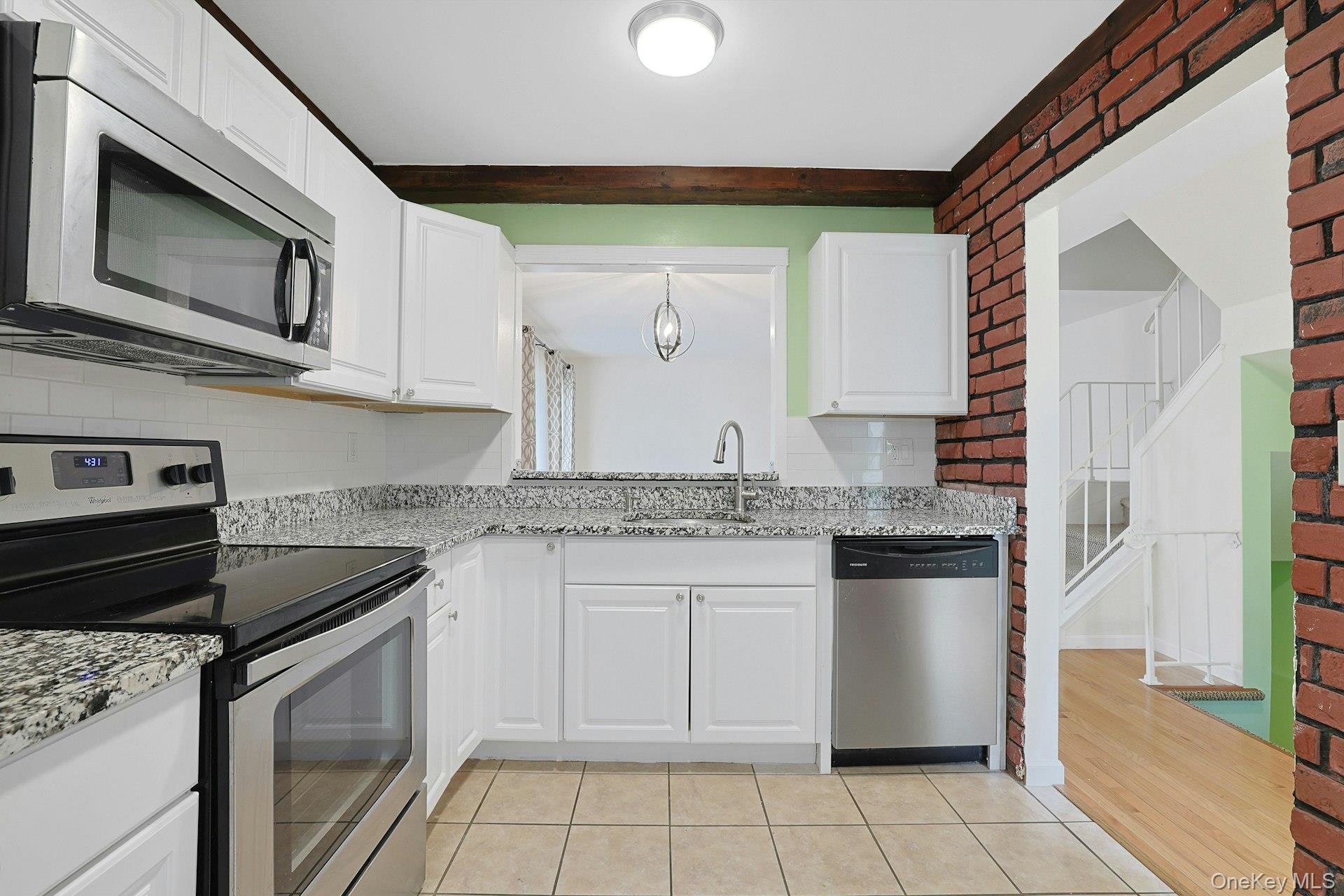 158 Branchwood Lane Property Photo 7