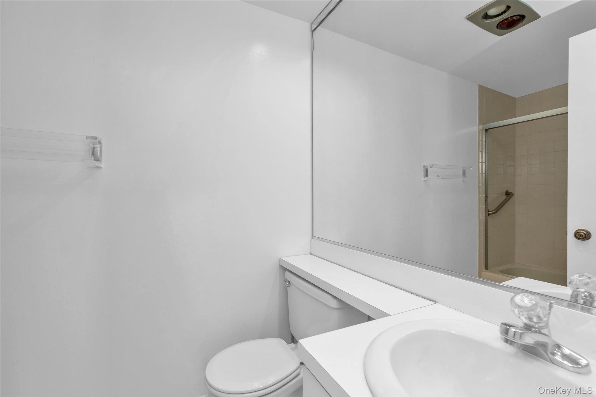 2 Richmond Road 3u Property Photo 11
