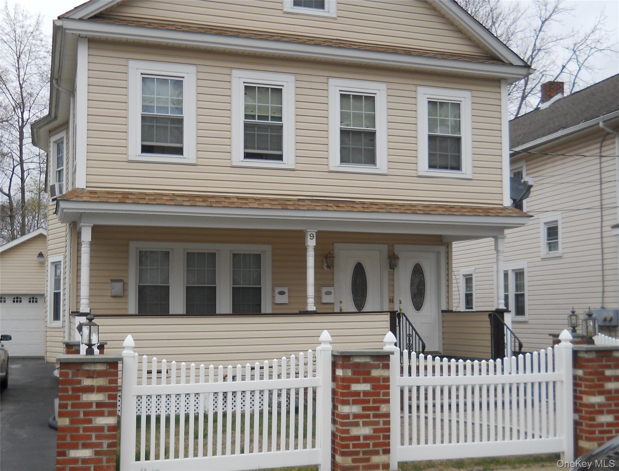 9 Lawrence Road Property Photo 1