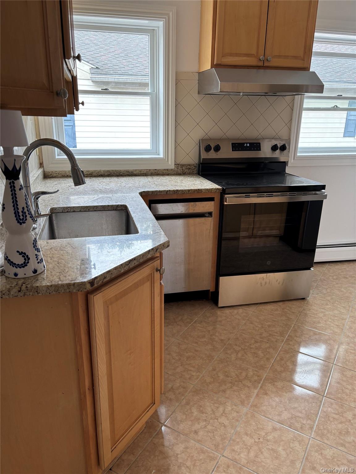 76b Westchester Avenue Property Photo 3