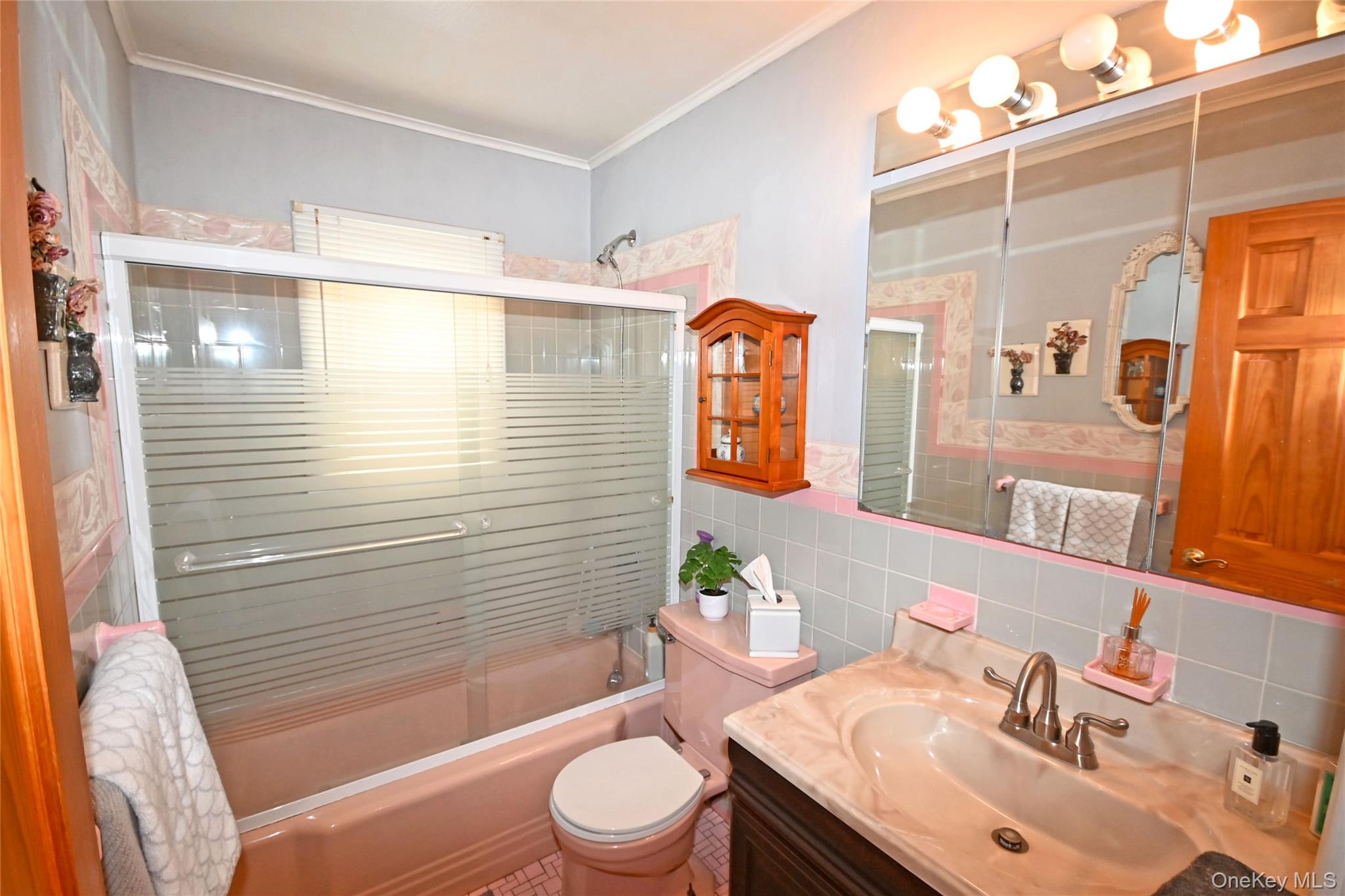 361 Travis Avenue Property Photo 24