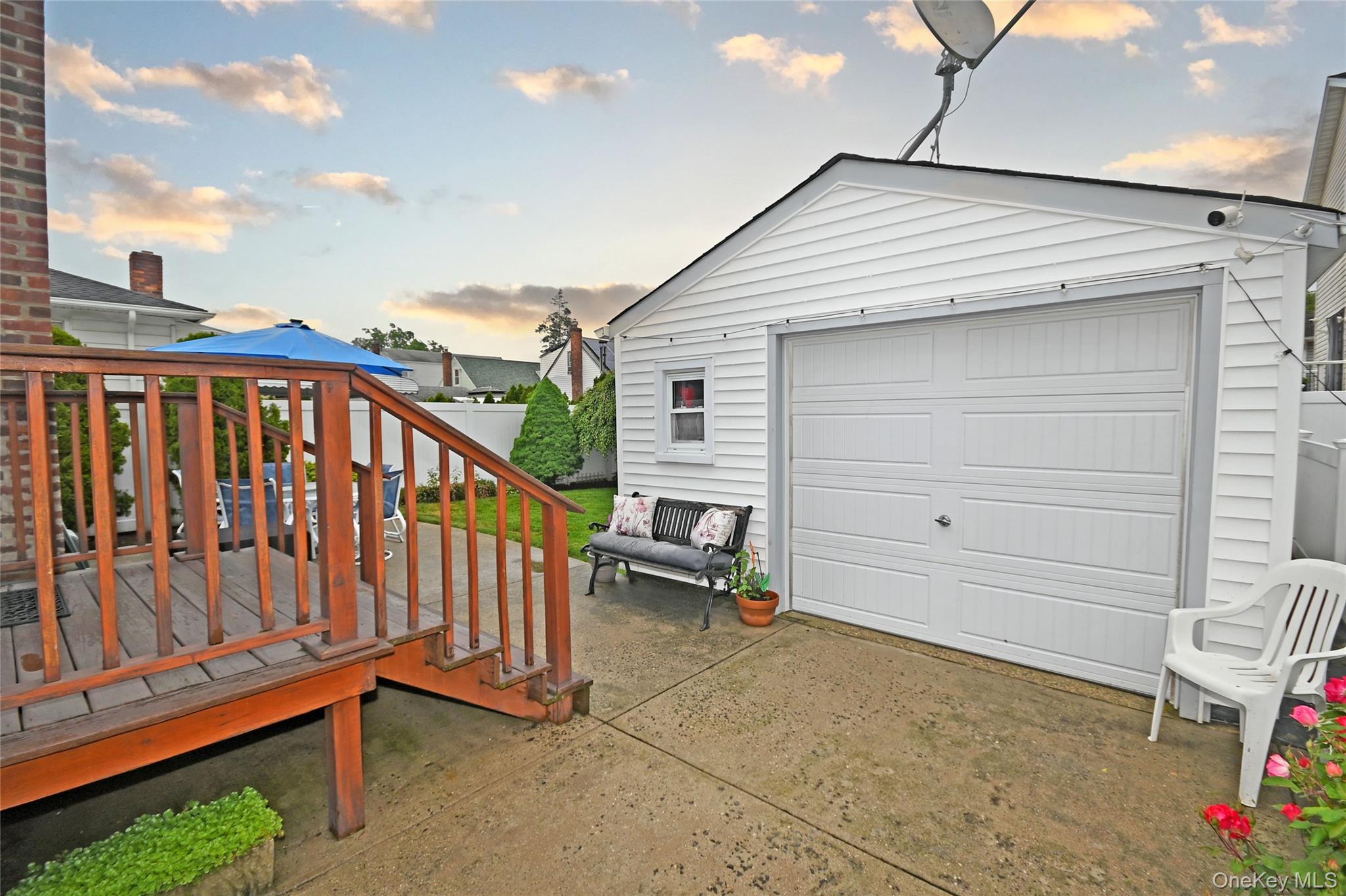 361 Travis Avenue Property Photo 30