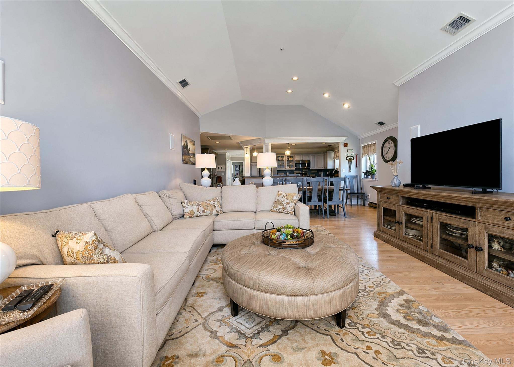 377 Quarry Pond Court Property Photo 11