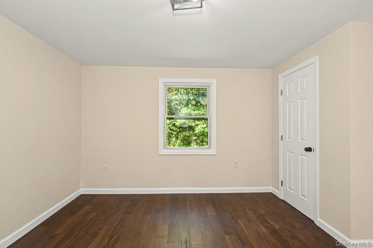 94 E East Way Property Photo 15