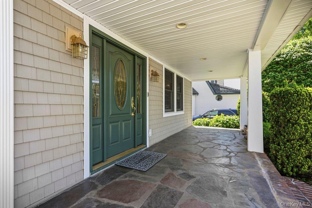 12 Davison Avenue Property Photo 4