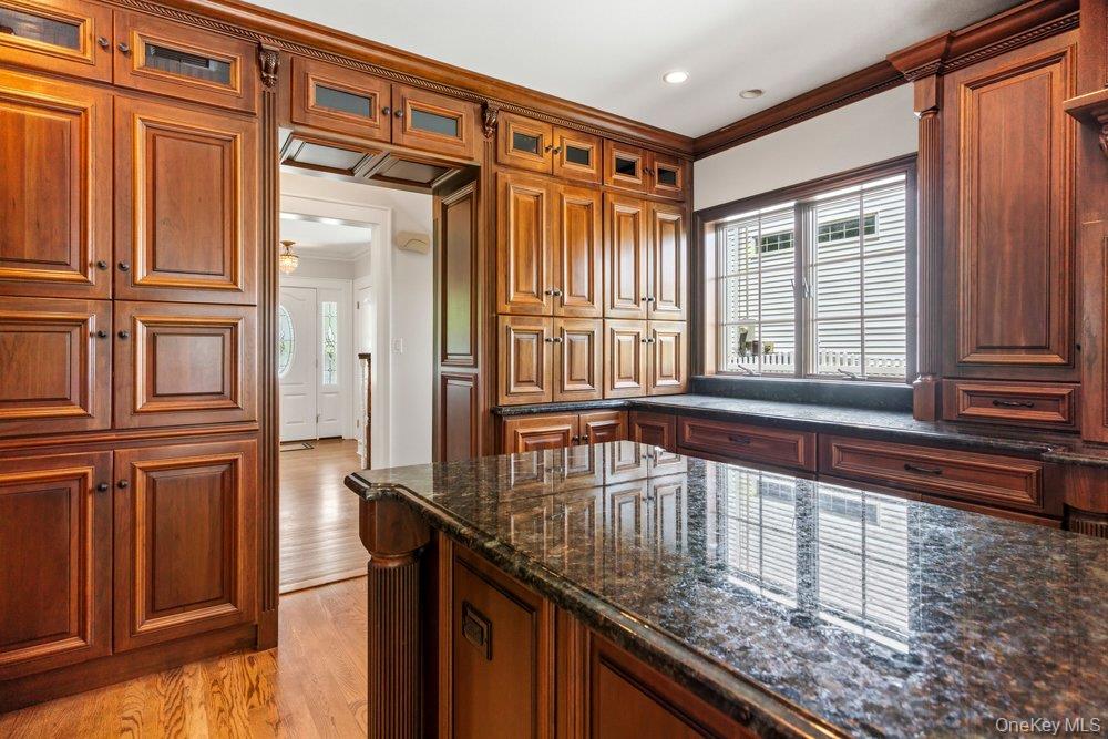 12 Davison Avenue Property Photo 15
