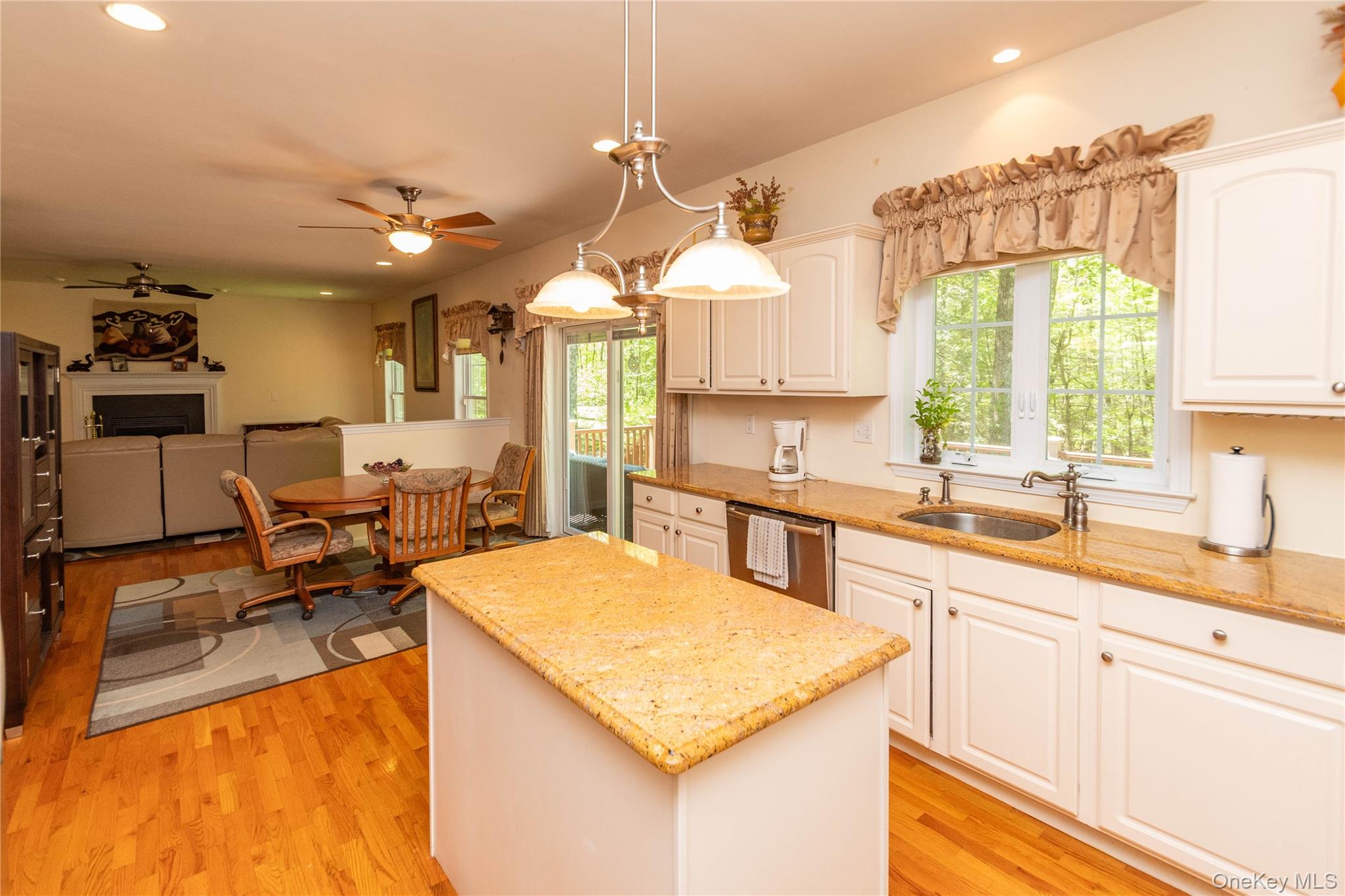 14 Glen Rock Circle Property Photo 10