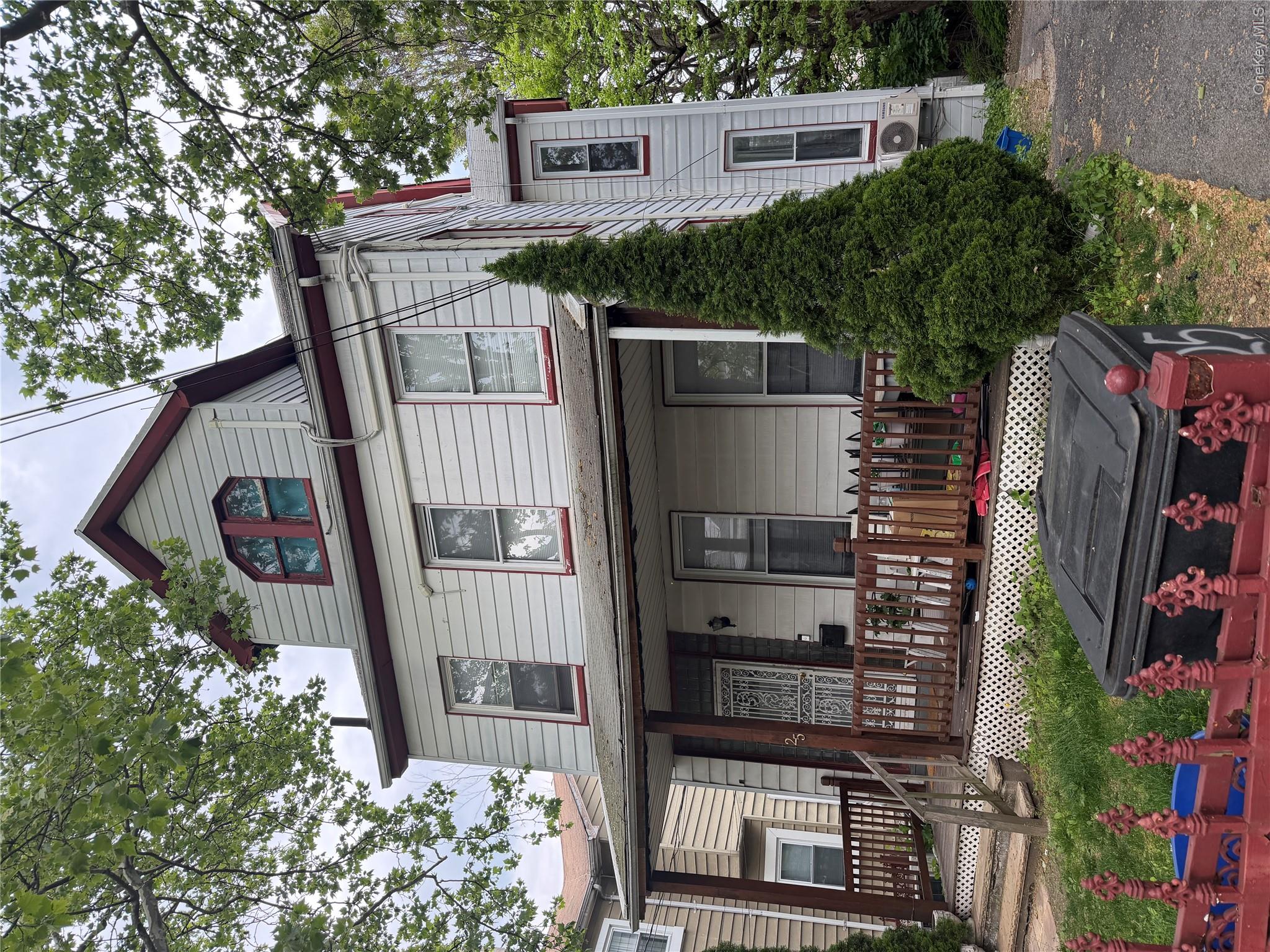 25 Union Avenue Property Photo 1