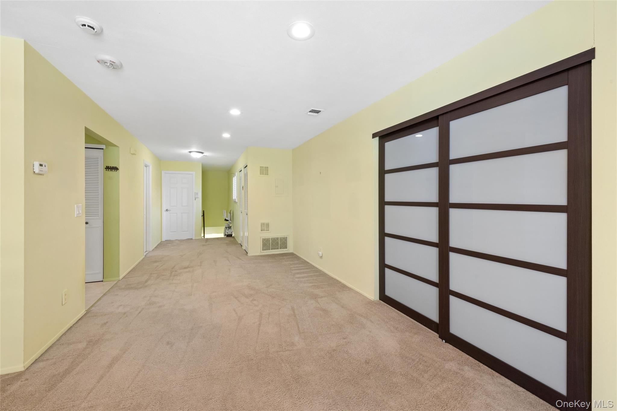 86 W Cambridge Drive 86 Property Photo 11