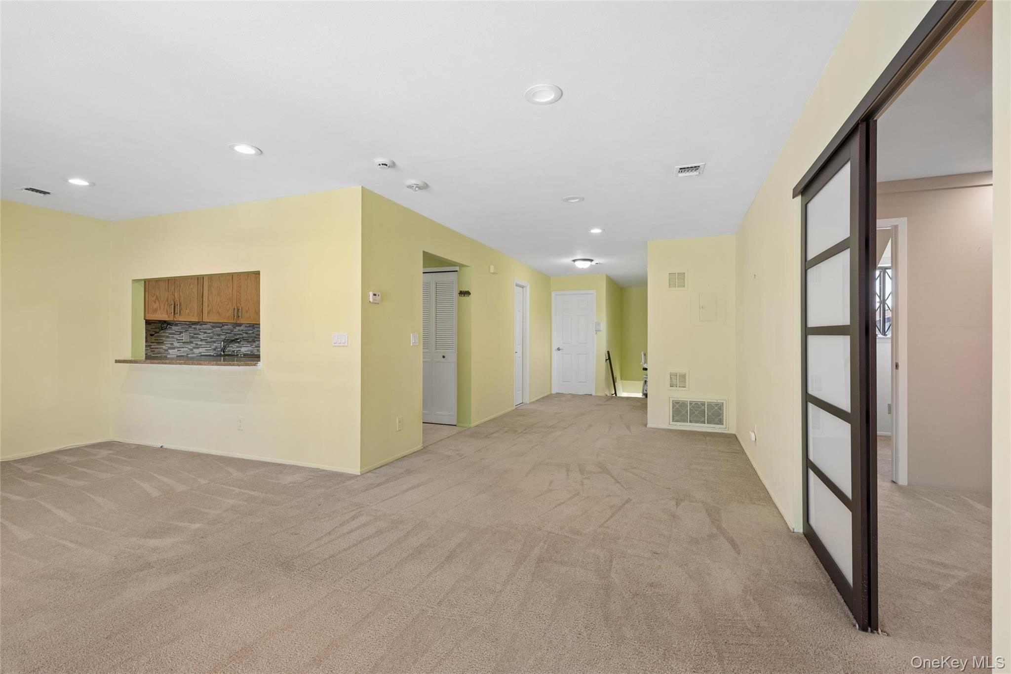 86 W Cambridge Drive 86 Property Photo 12