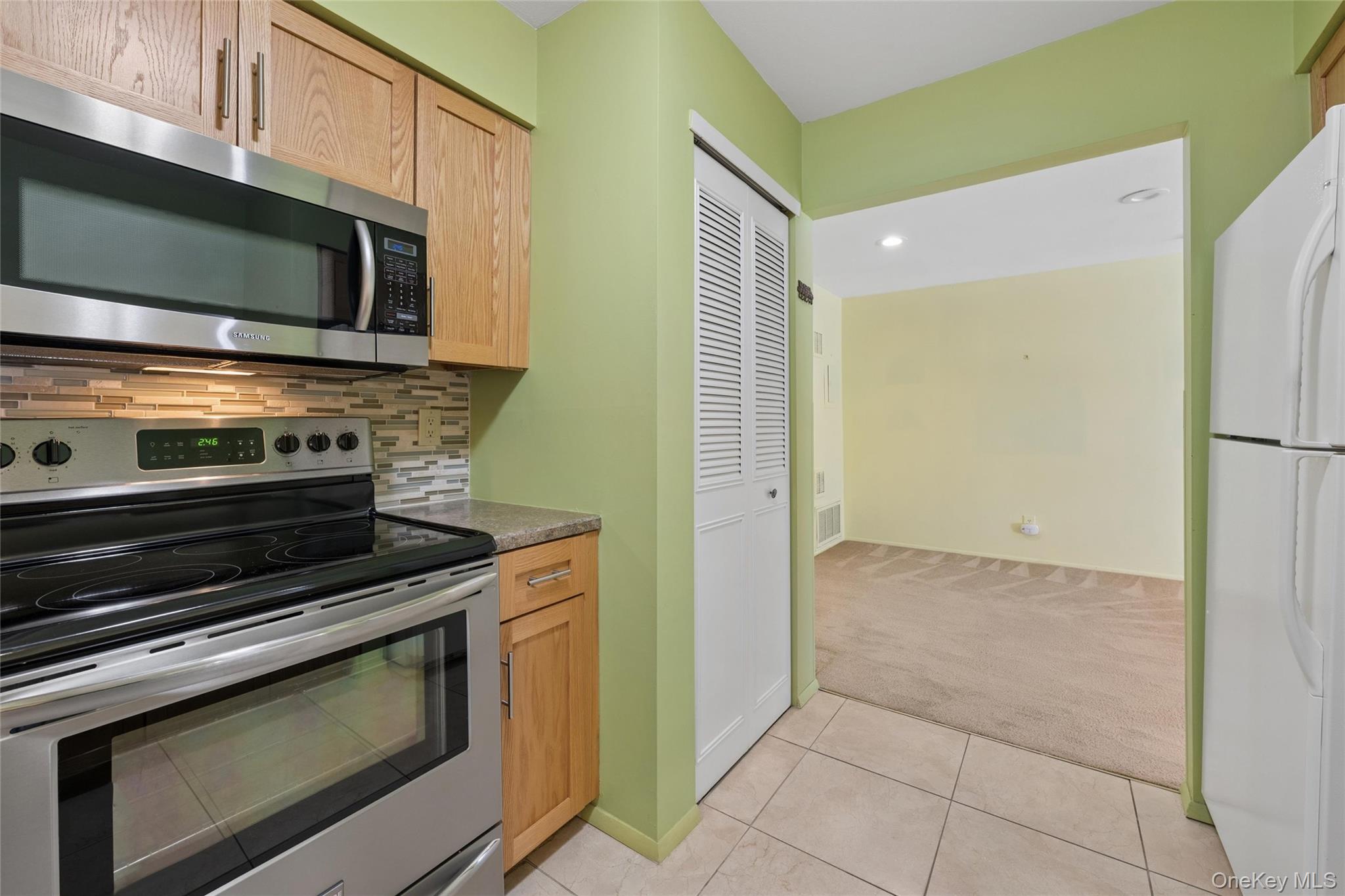 86 W Cambridge Drive 86 Property Photo 23