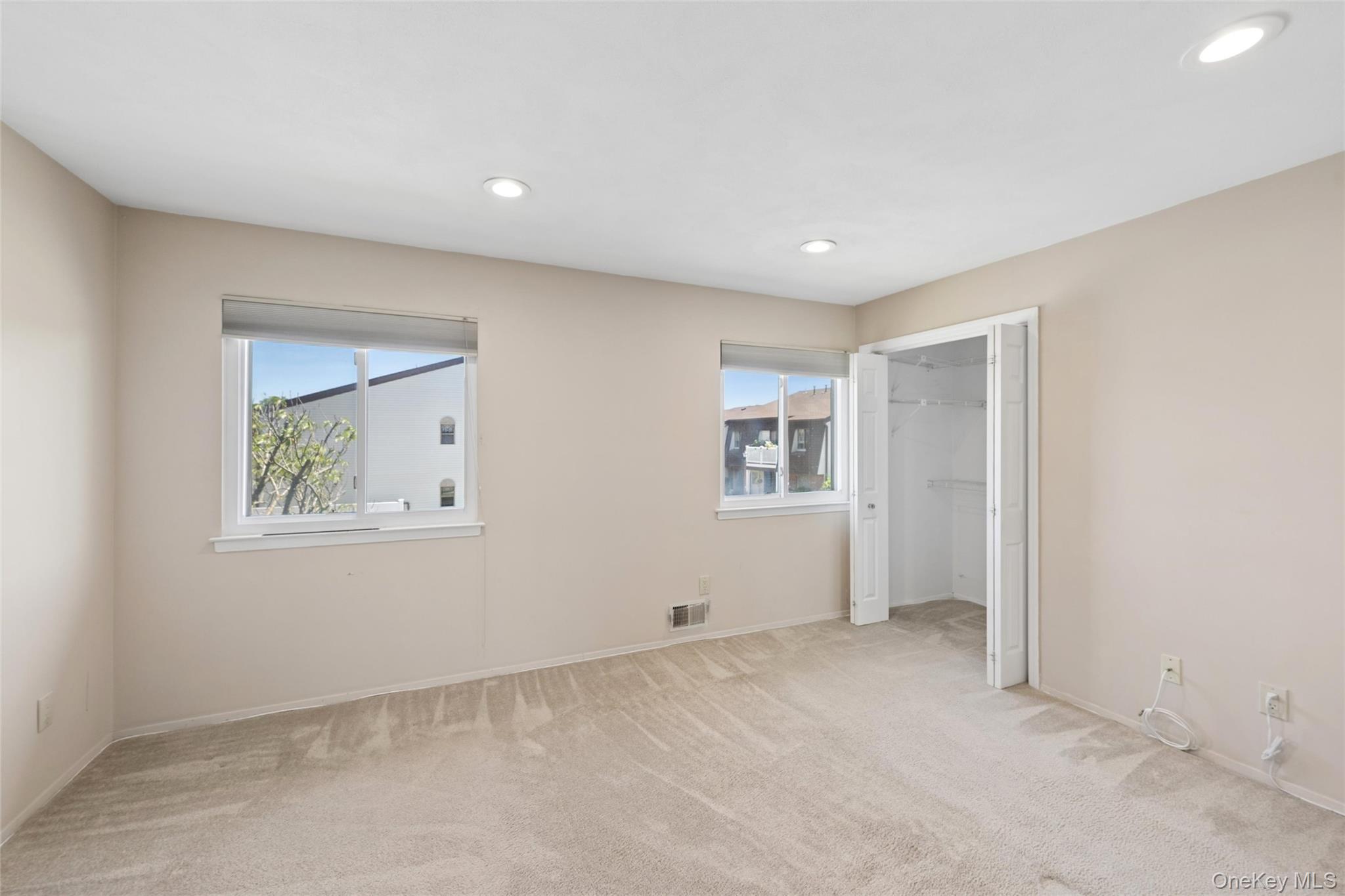 86 W Cambridge Drive 86 Property Photo 27