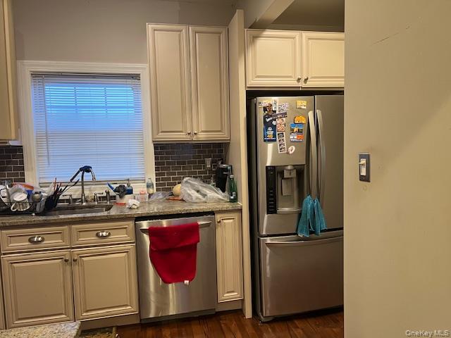 114 Warwick Street Property Photo 6