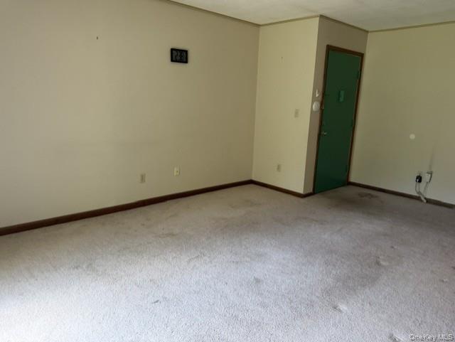 6 Yew Court H Property Photo 6