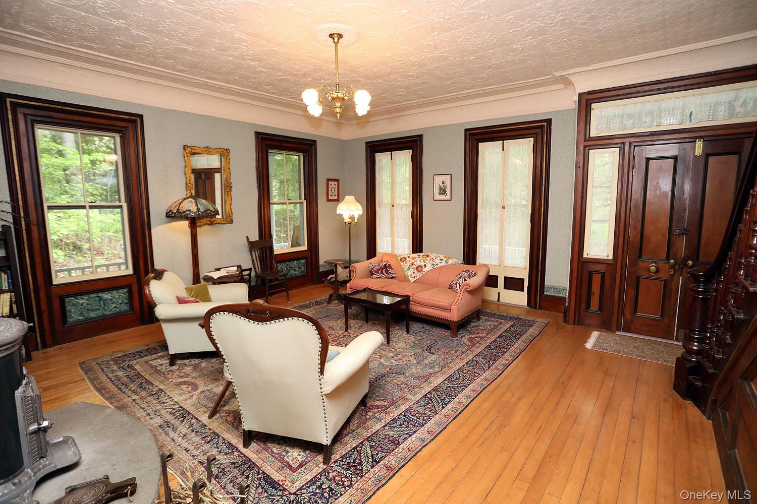 12 Railroad Street Property Photo 10