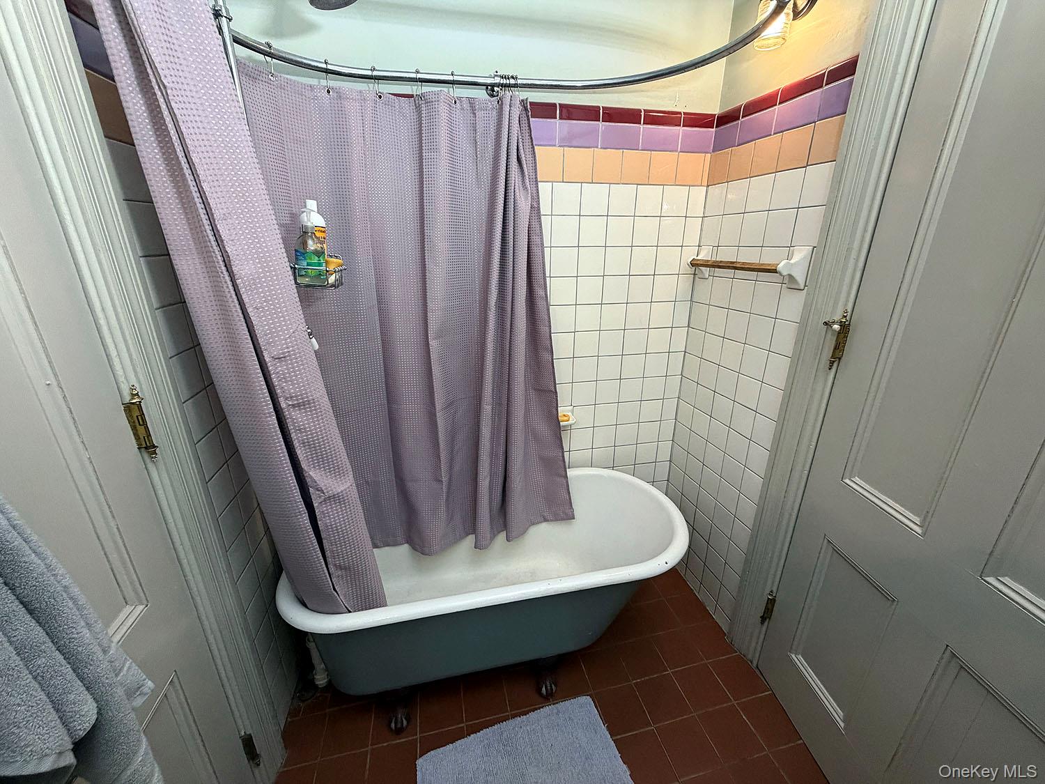 12 Railroad Street Property Photo 20