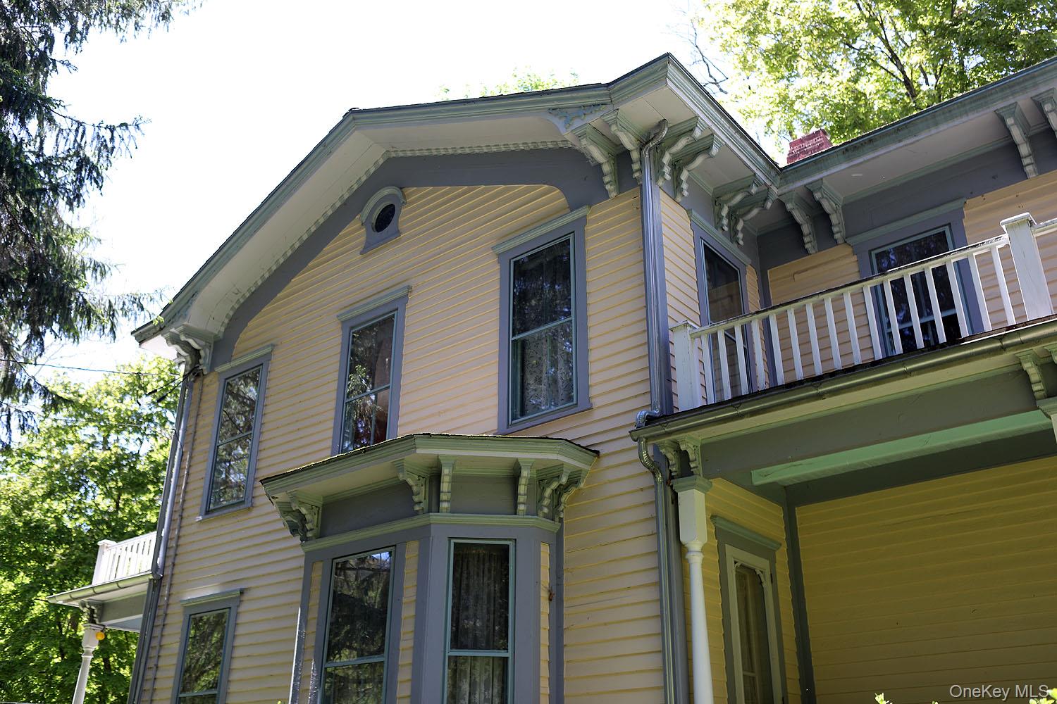 12 Railroad Street Property Photo 39