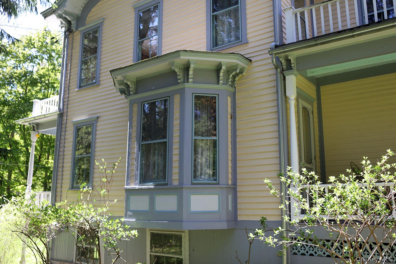 12 Railroad Street Property Photo 40
