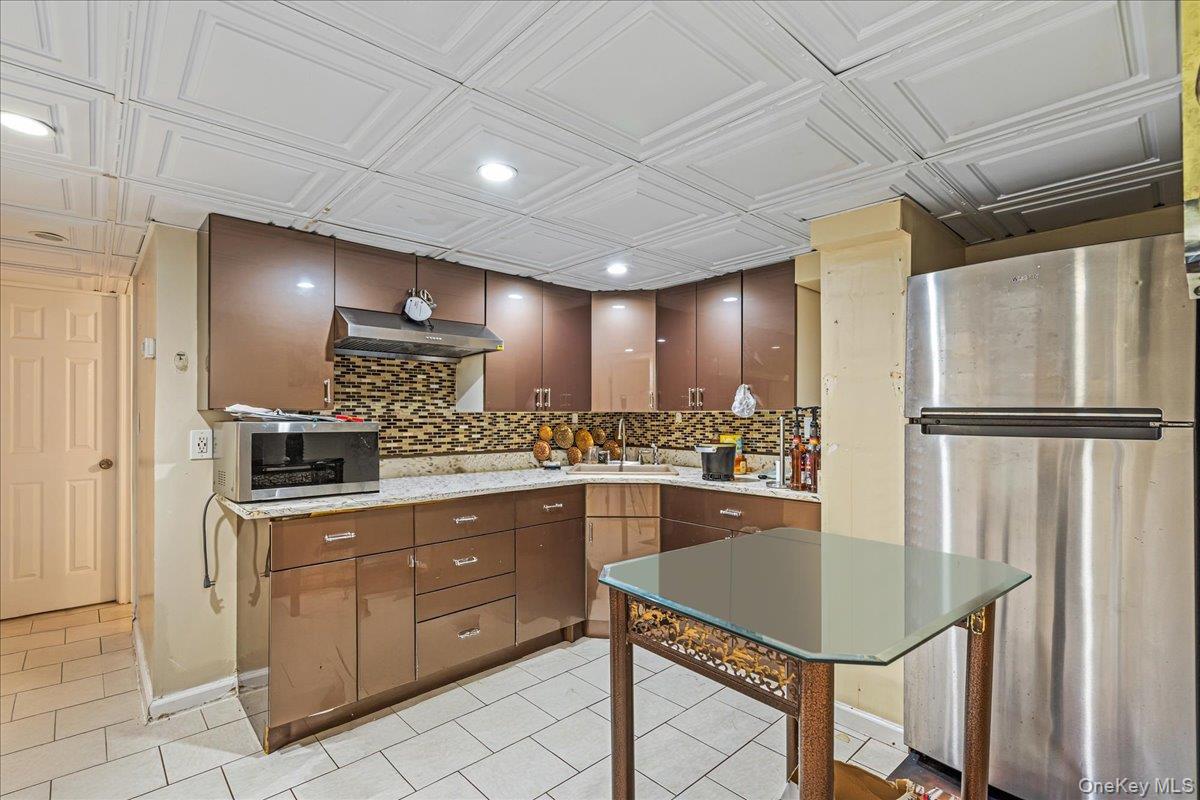 14426 229th Street Property Photo 9