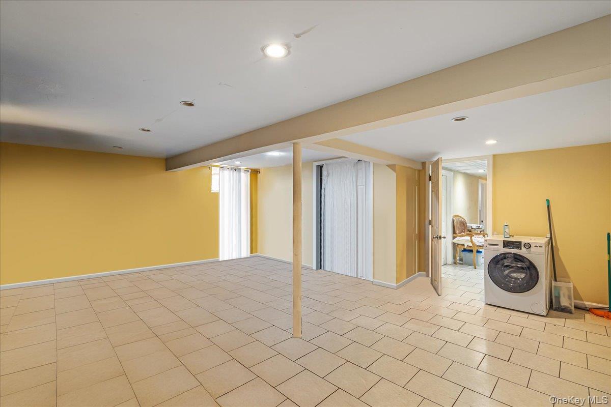 14426 229th Street Property Photo 10