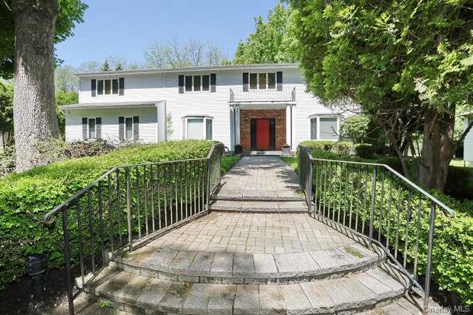 46 E Concord Drive Property Photo 3