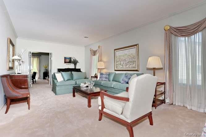 46 E Concord Drive Property Photo 8
