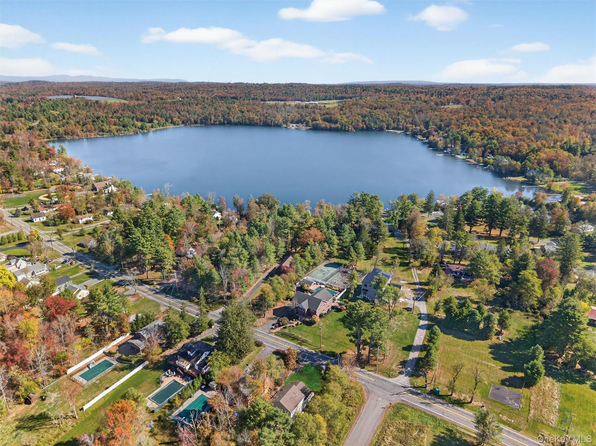 518 Sackett Lake Road Property Photo 2
