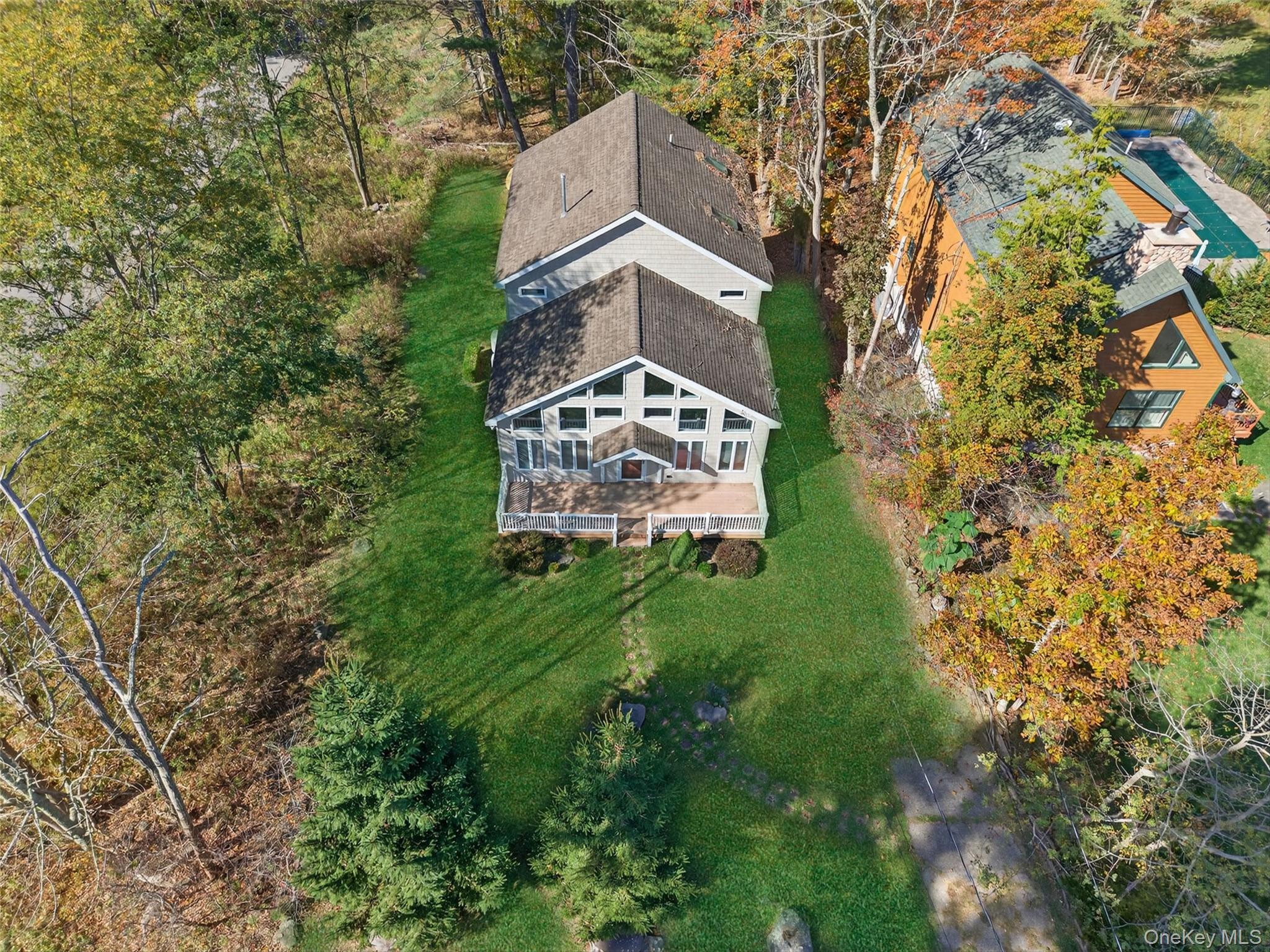 518 Sackett Lake Road Property Photo 5