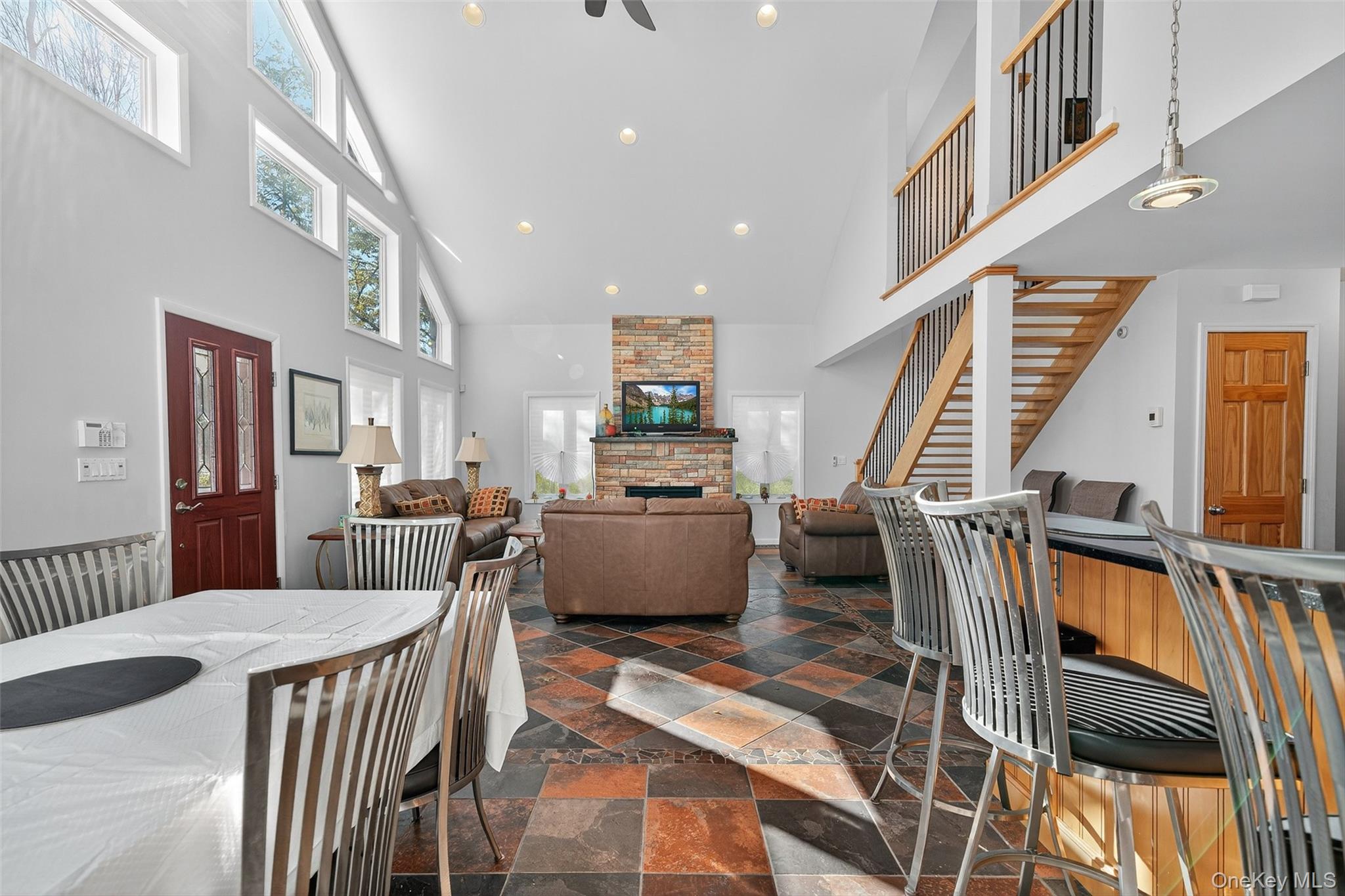 518 Sackett Lake Road Property Photo 10