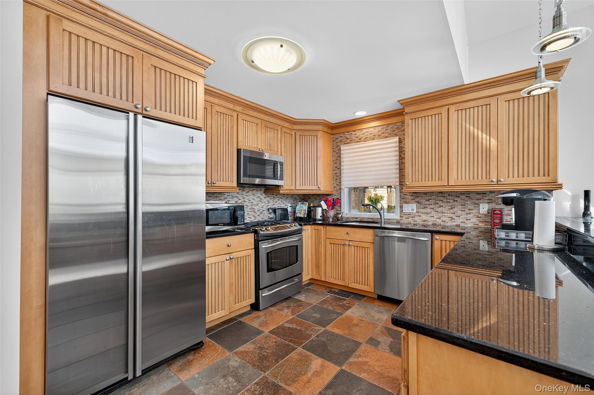 518 Sackett Lake Road Property Photo 12