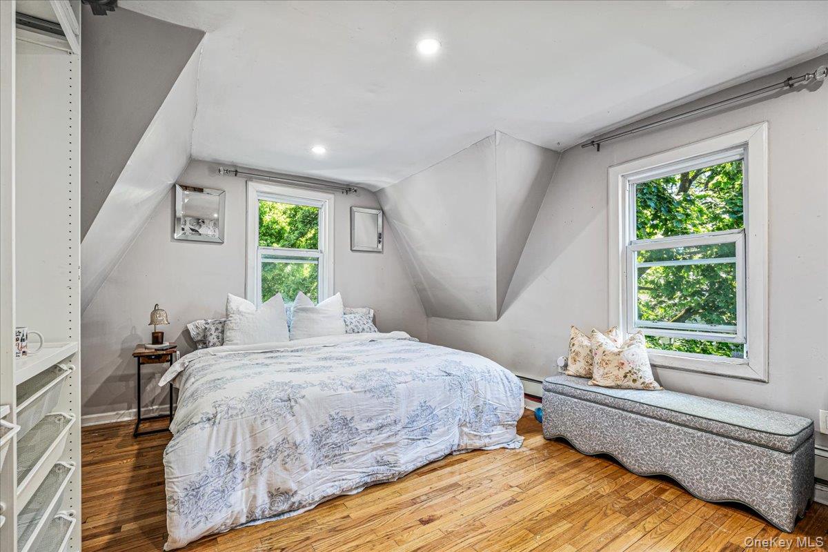 42 Willow Avenue Property Photo 17