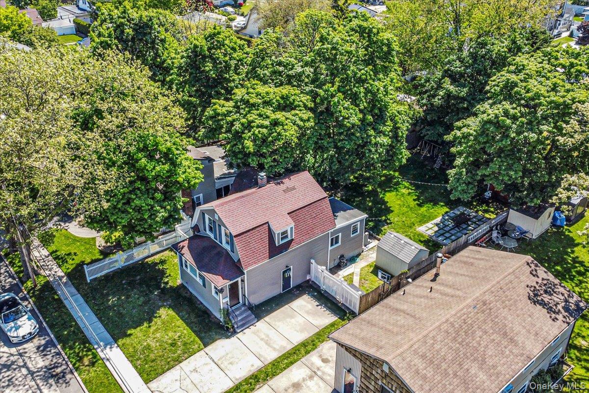 42 Willow Avenue Property Photo 25