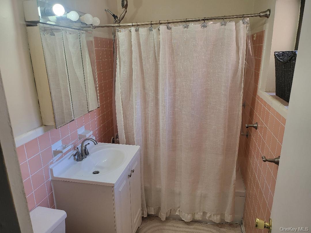 87-50 204 Street B46 Property Photo 6