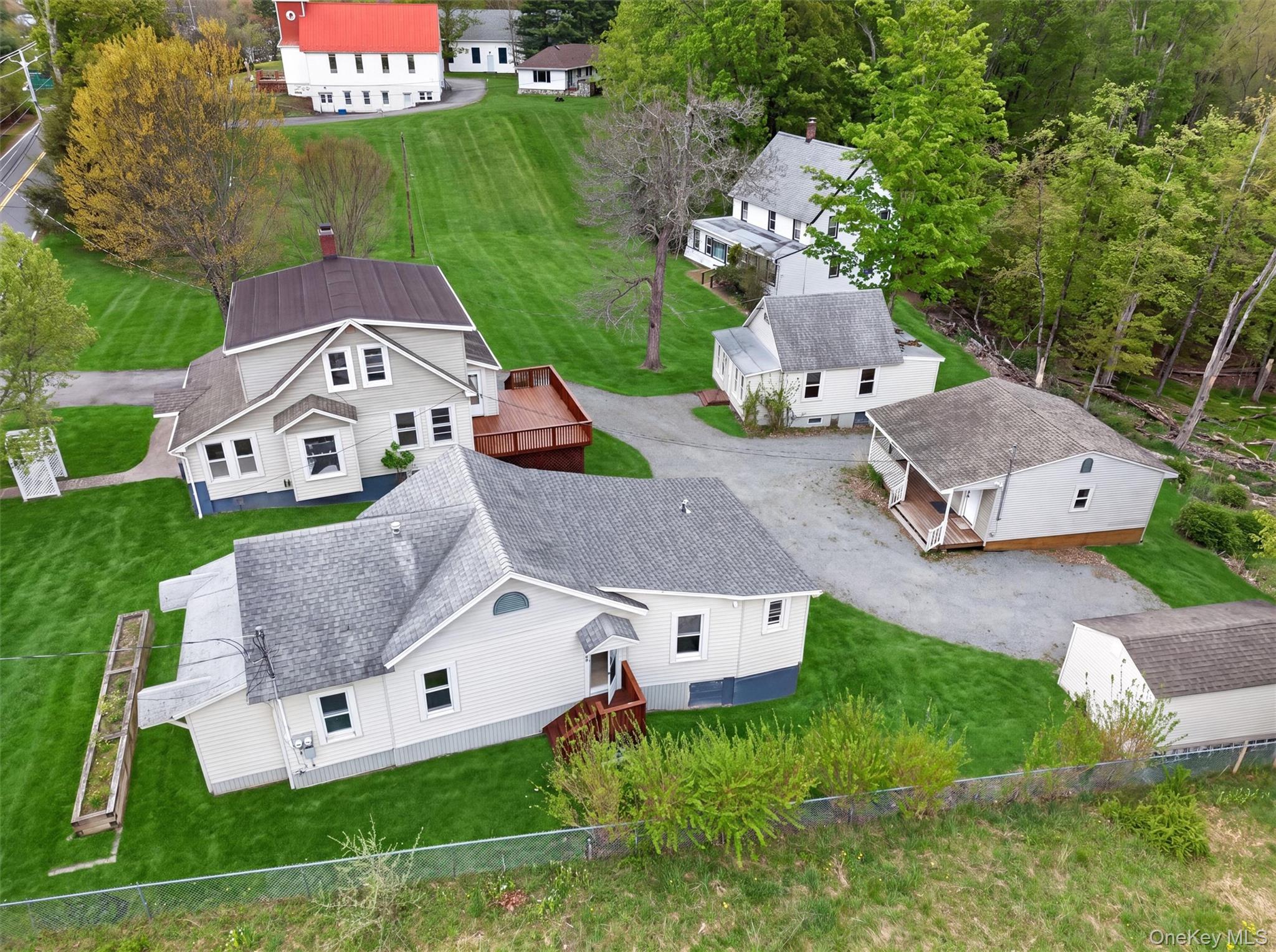 48-50 Horseshoe Lake Road Property Photo 3