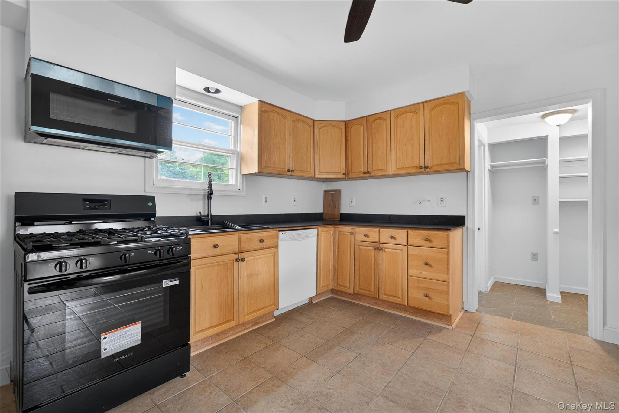 48-50 Horseshoe Lake Road Property Photo 10