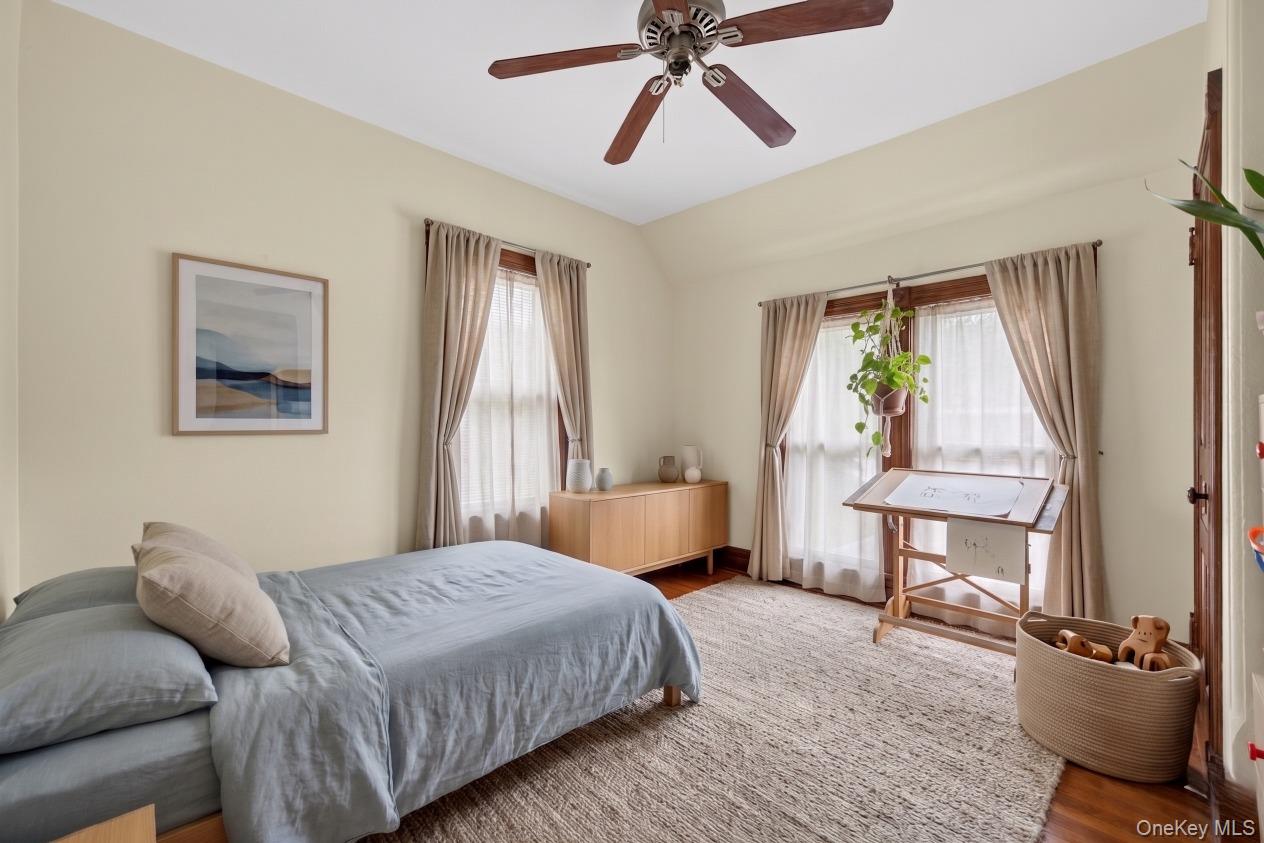 83 Edgemere Avenue Property Photo 11