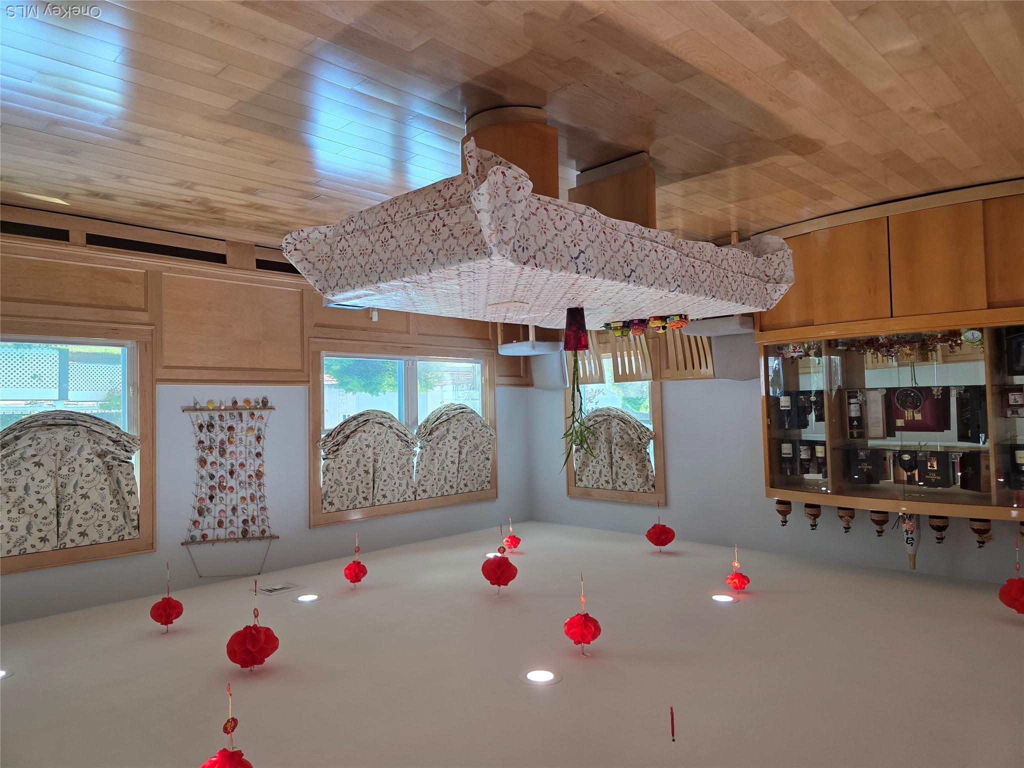 10 Meehan Lane Property Photo 6