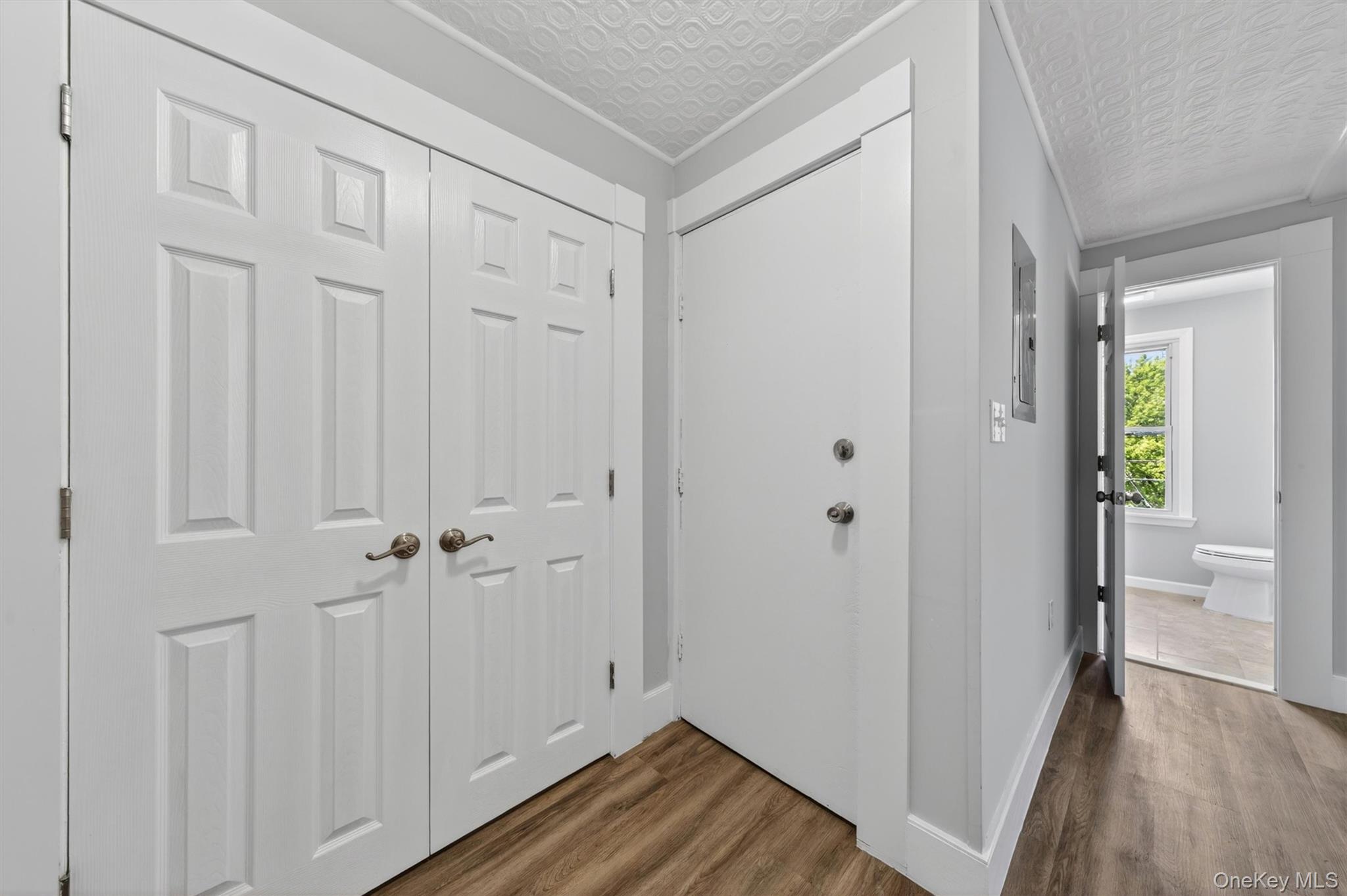 90 Montgomery Street Upper Property Photo 6