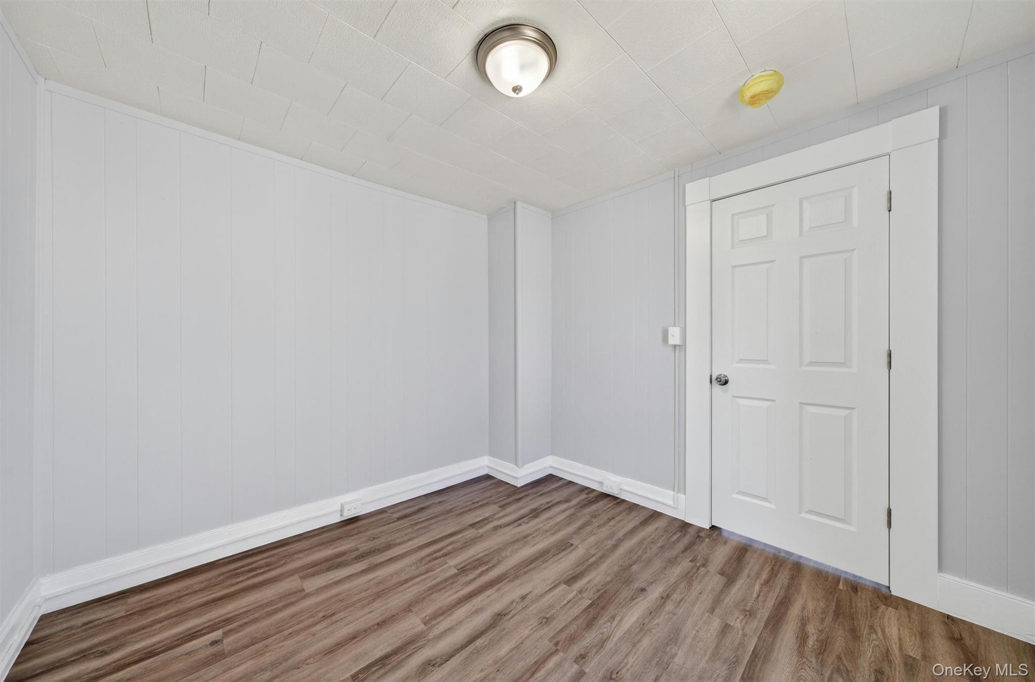 90 Montgomery Street Upper Property Photo 18