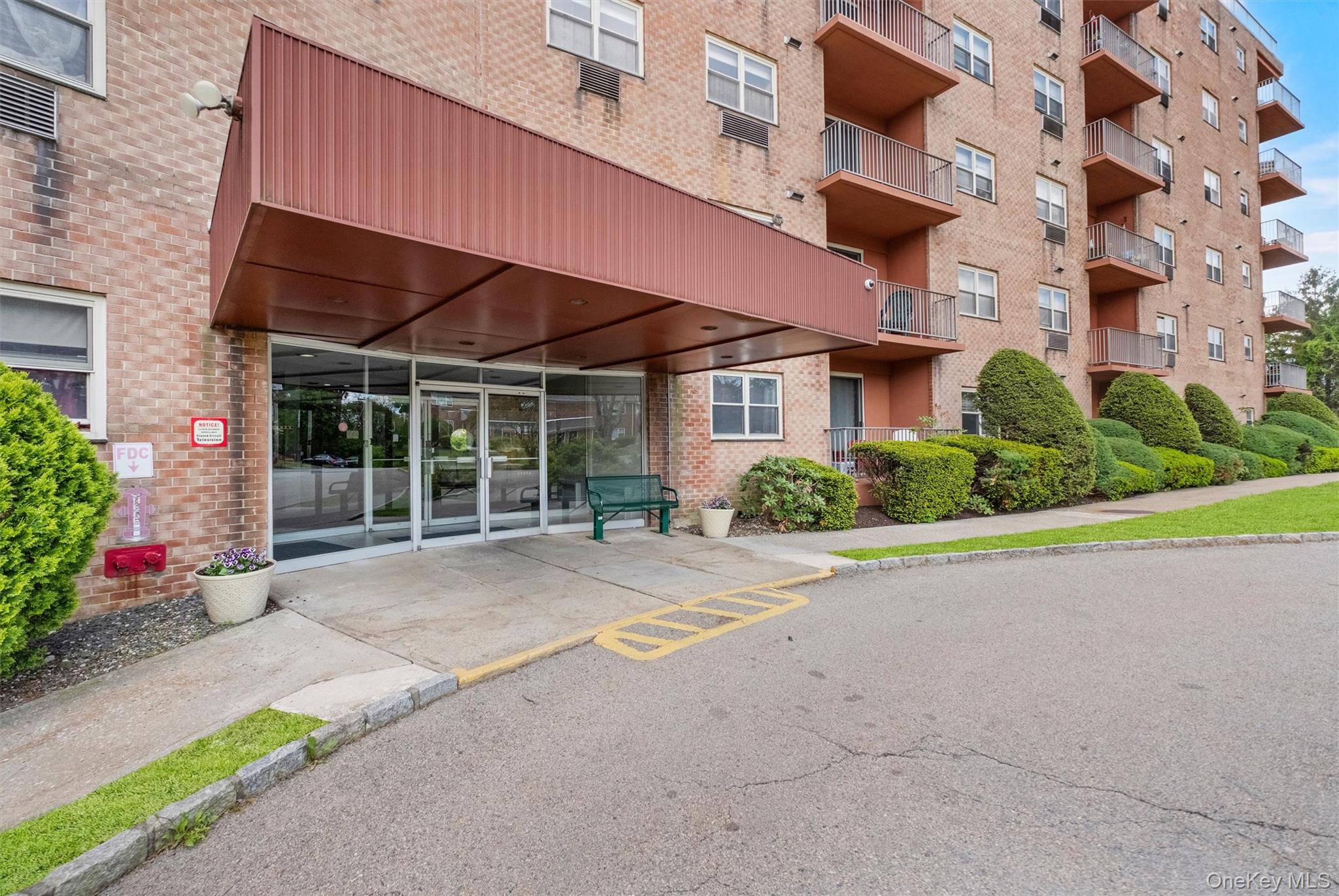 1 Lakeview Drive 1p Property Photo 3