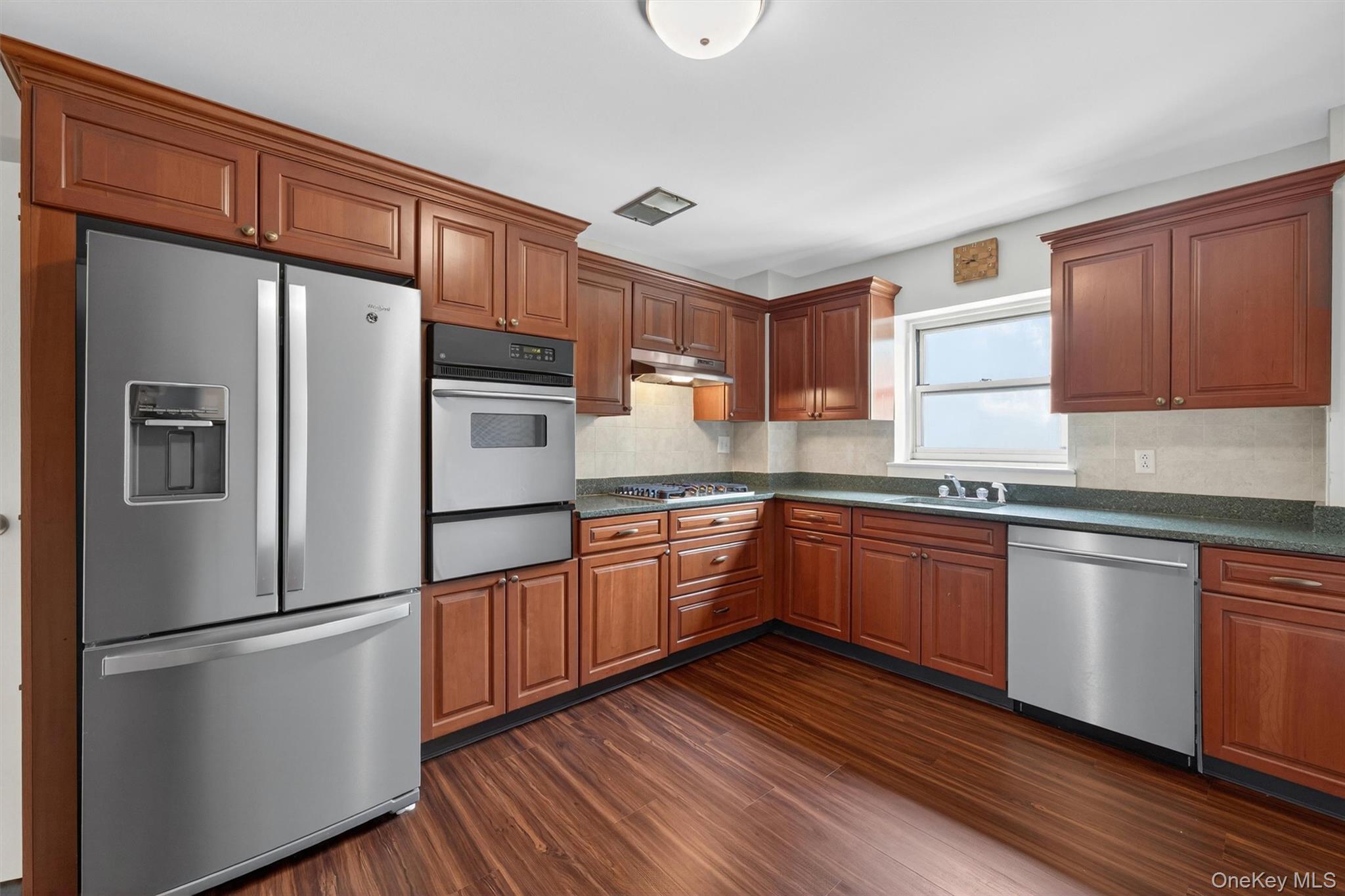 1 Lakeview Drive 1p Property Photo 16