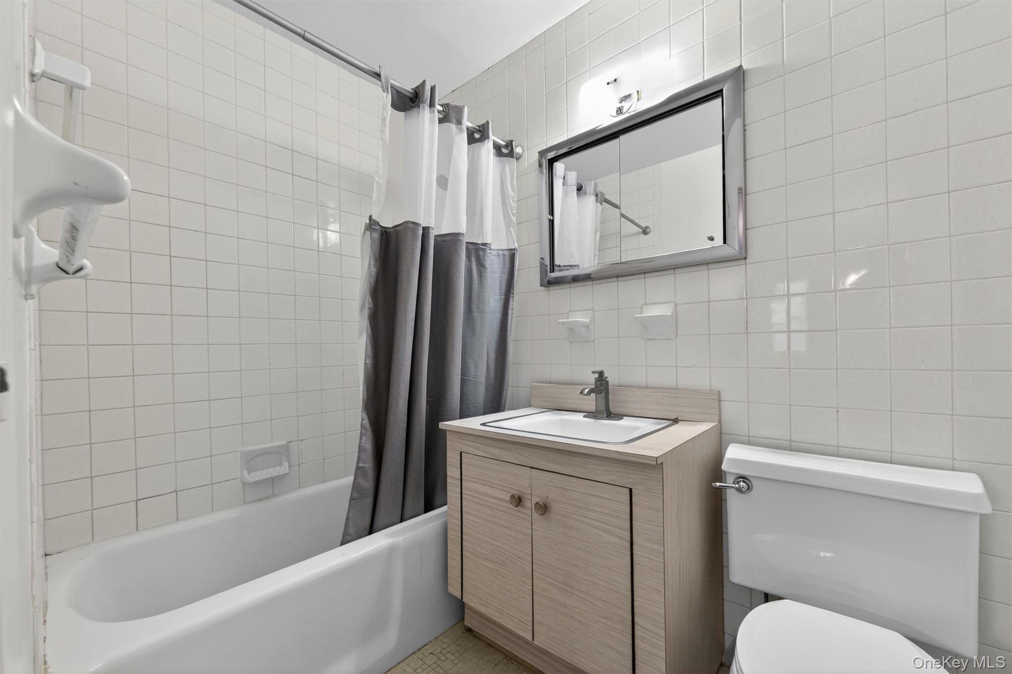1 Lakeview Drive 1p Property Photo 21