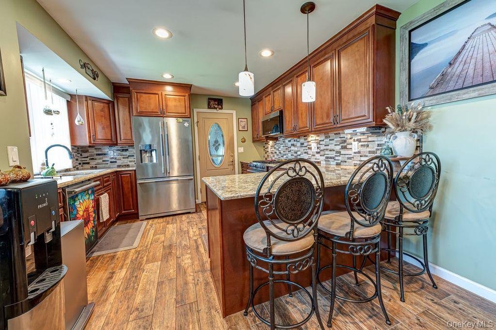 8 Oswego Drive Property Photo 7