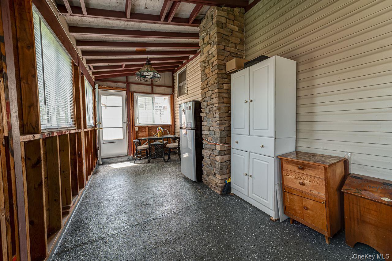 8 Oswego Drive Property Photo 19