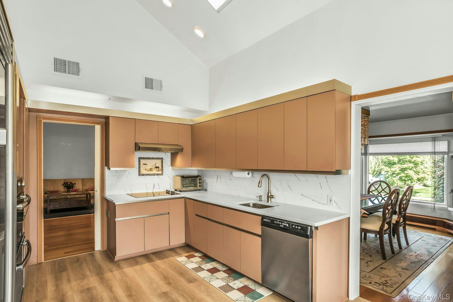 53 Hightop Lane Property Photo 12