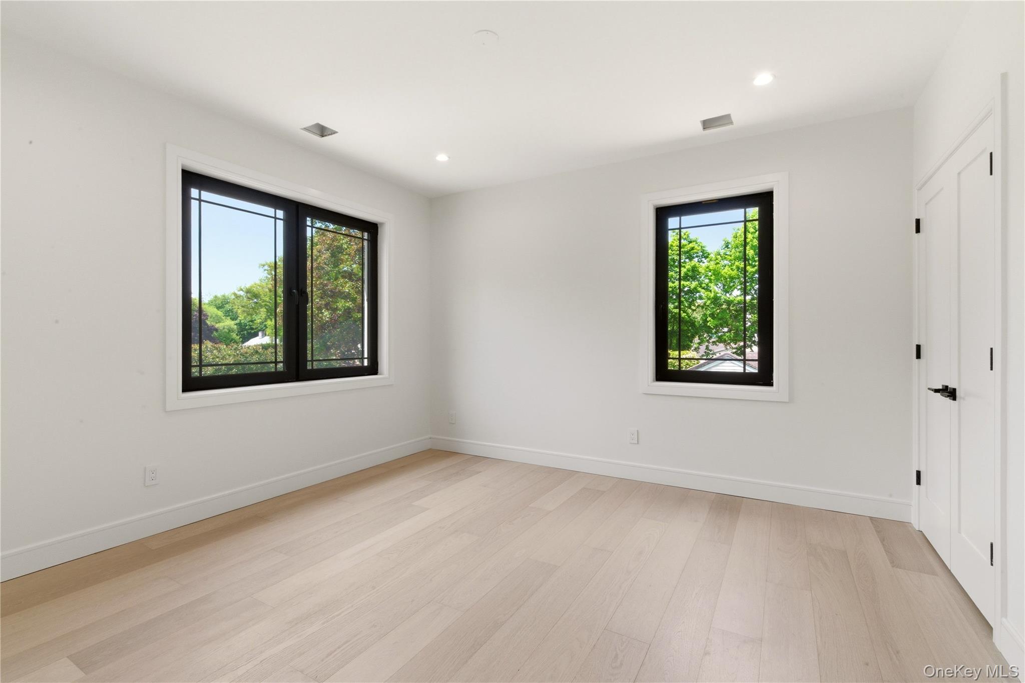 97 Parkway Drive Property Photo 29