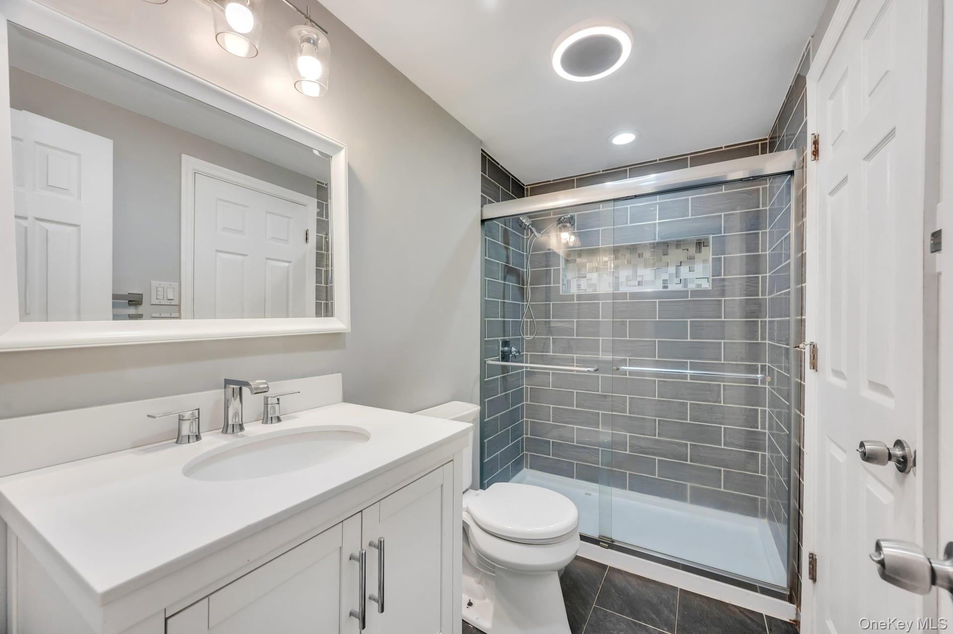 4 Hale Lane Property Photo 6