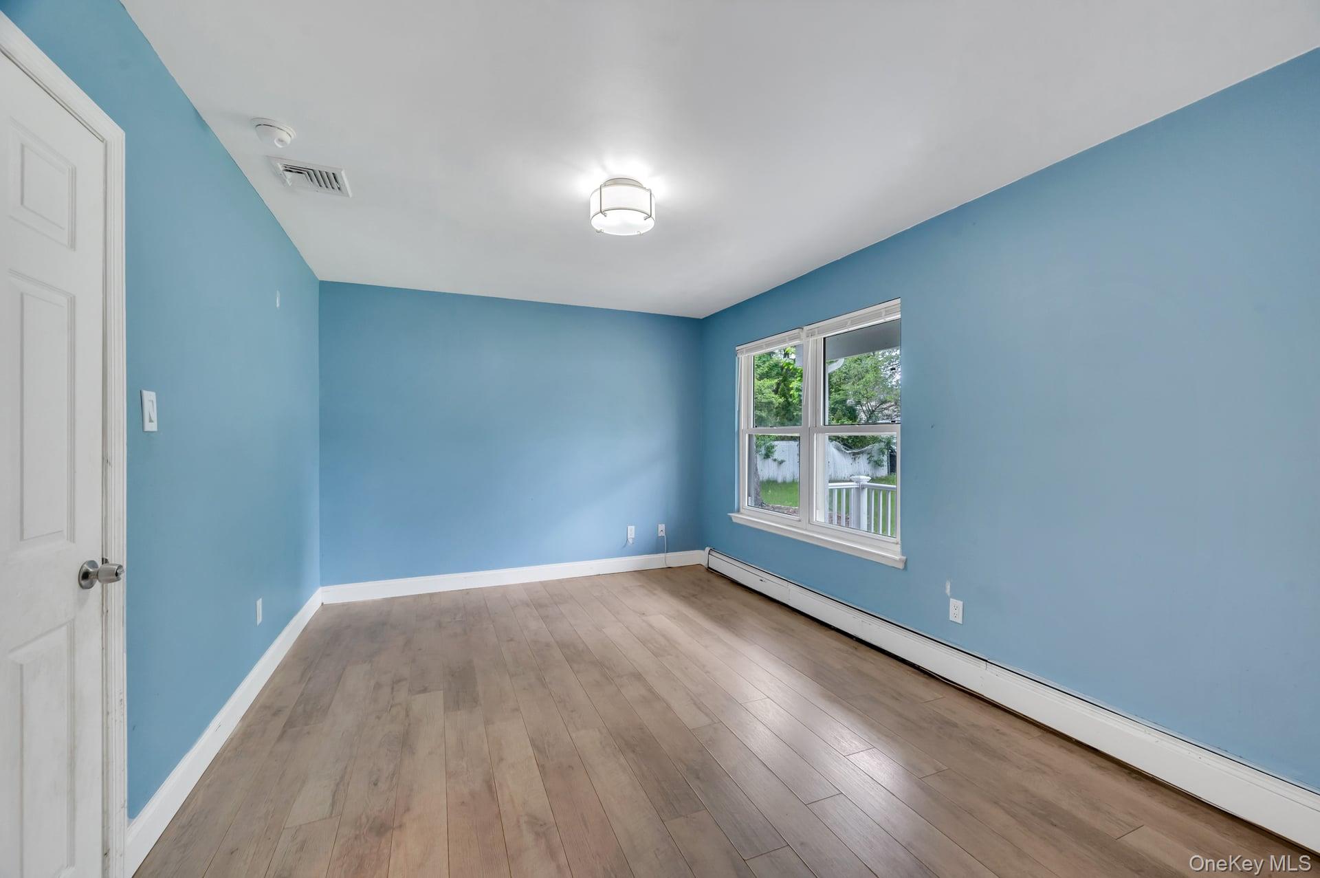 4 Hale Lane Property Photo 7