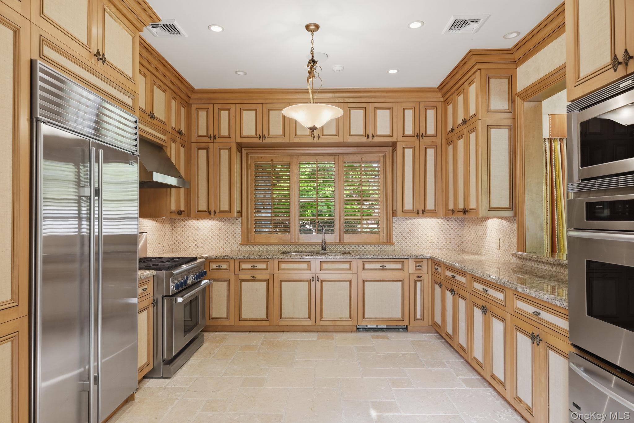 1 Applewood Estate Property Photo 34