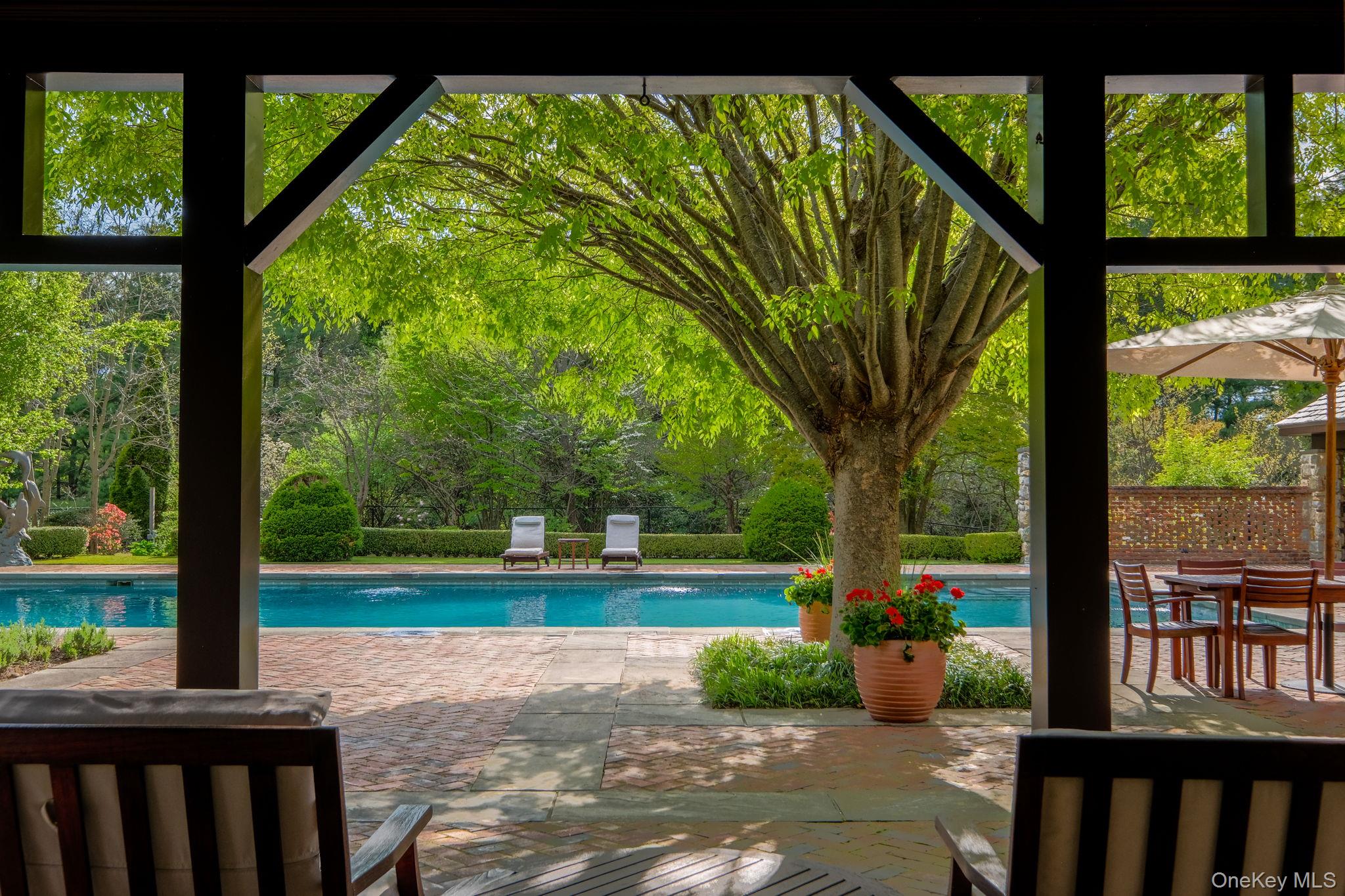 1 Applewood Estate Property Photo 35